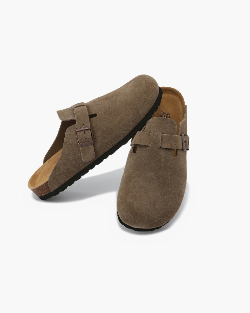 AVASÉ Suede Clogs