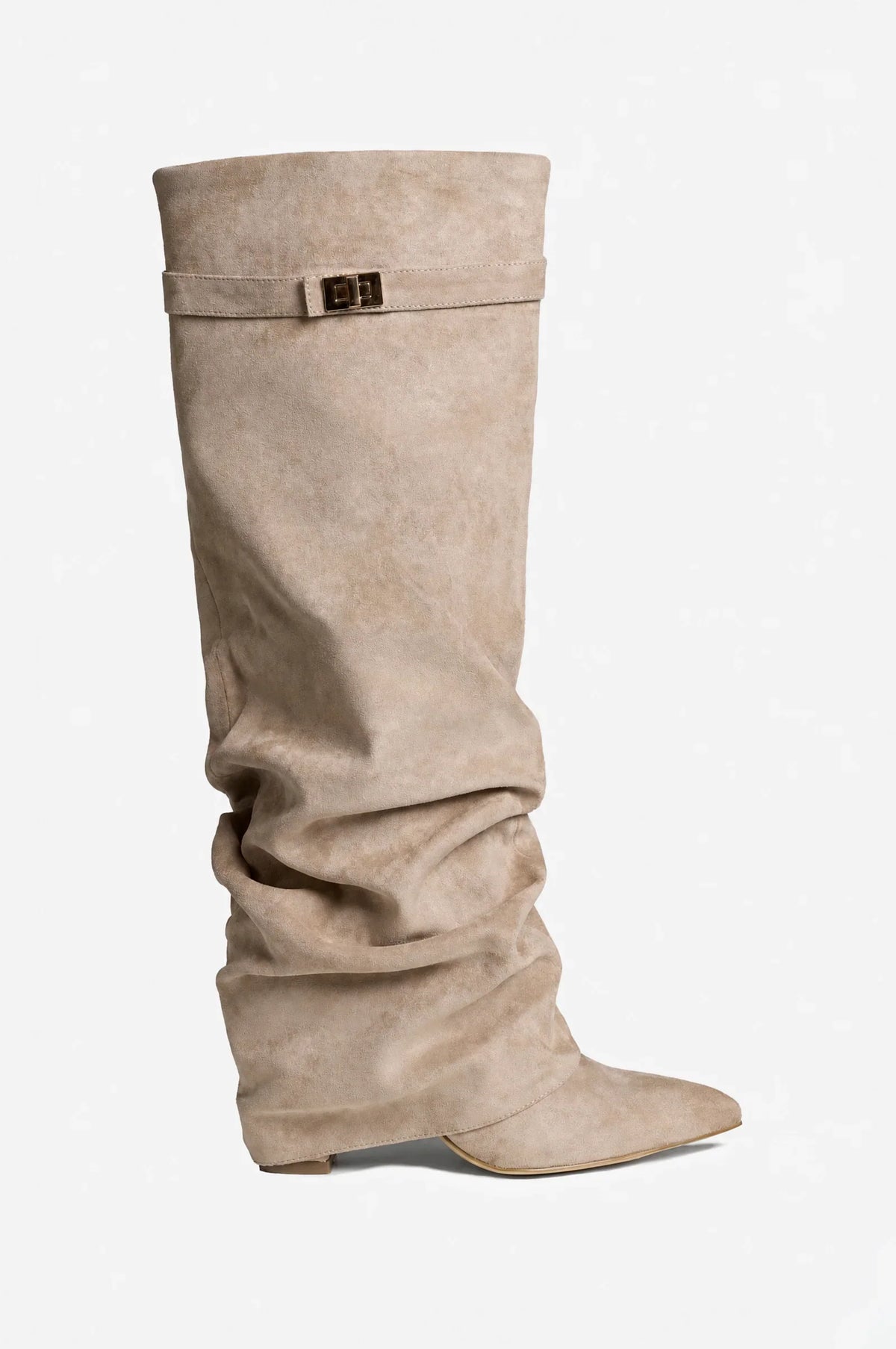 AVASÉ - Slouchy Suede Boots