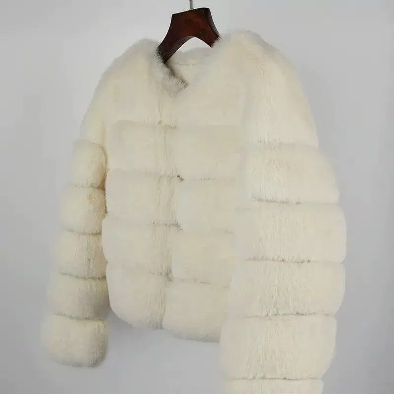 AVASÉ - Aurelia Faux fur Jacket