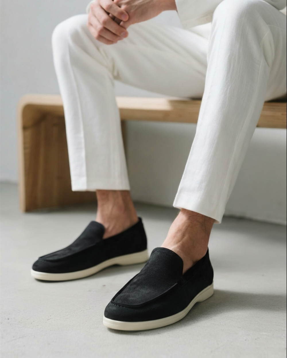 AVASÉ Suede Loafers