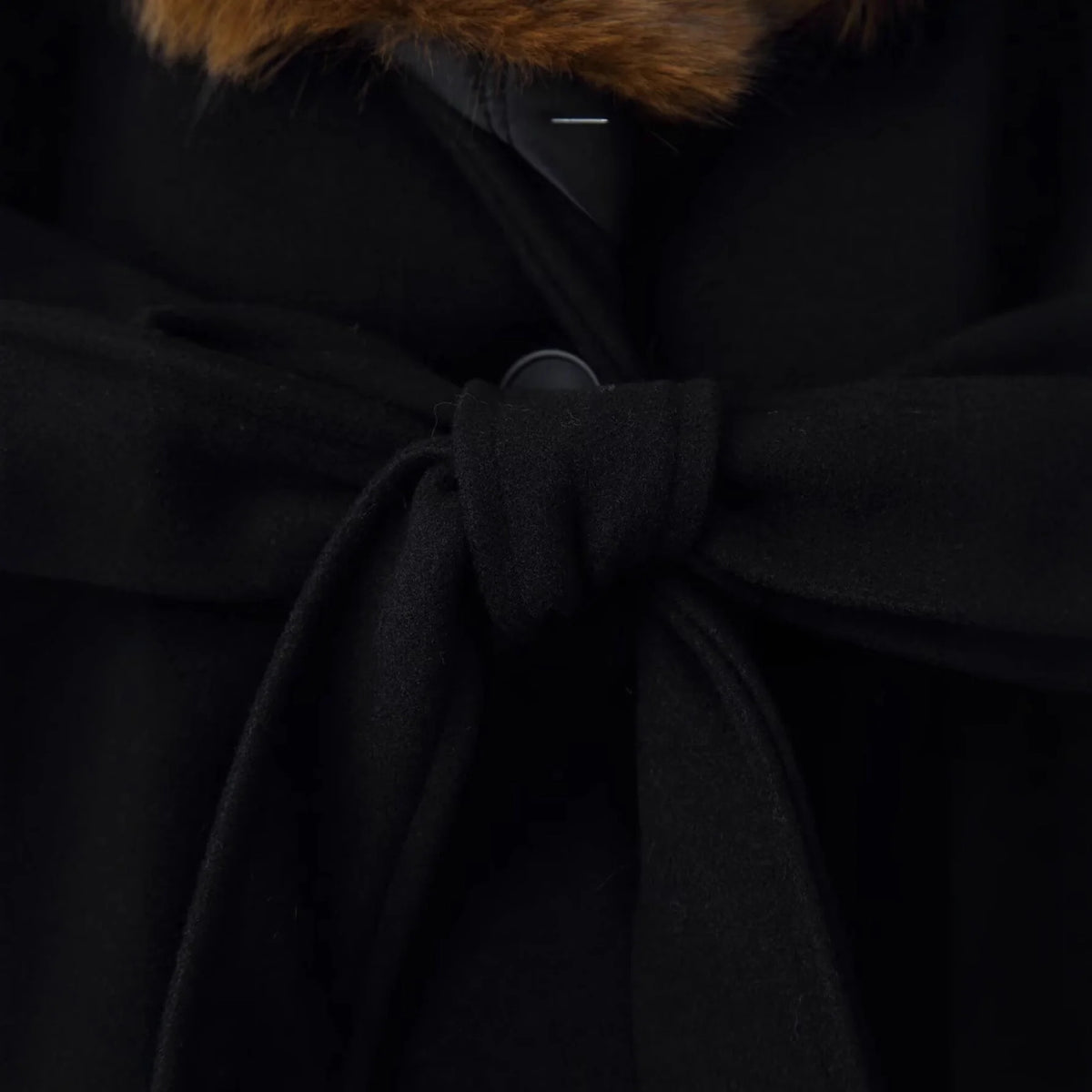 AVASÉ - Élodie Belted Fur Coat