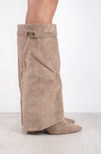 AVASÉ - Shark Tall Boots