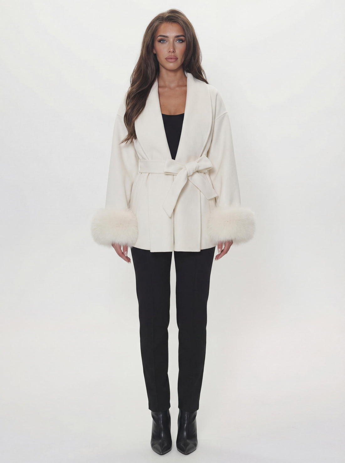 AVASÉ - Premium Wool Coat
