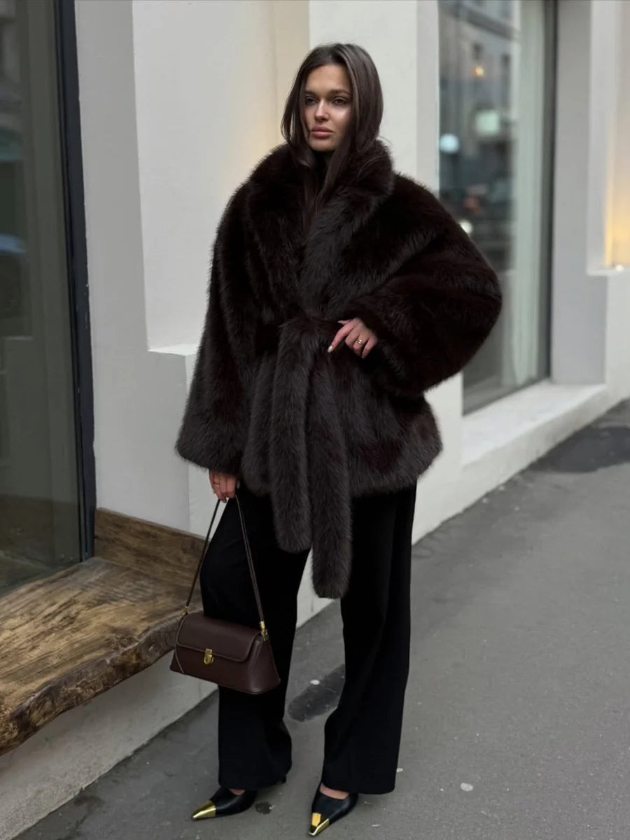 AVASÉ - Éliane Faux Fur Coat