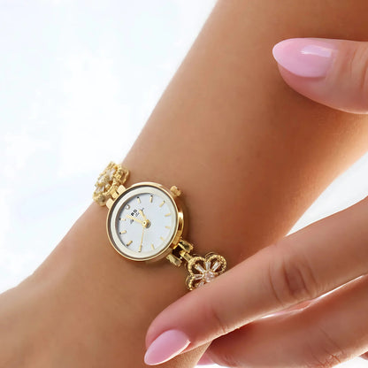 AVASÉ Clovera Watch