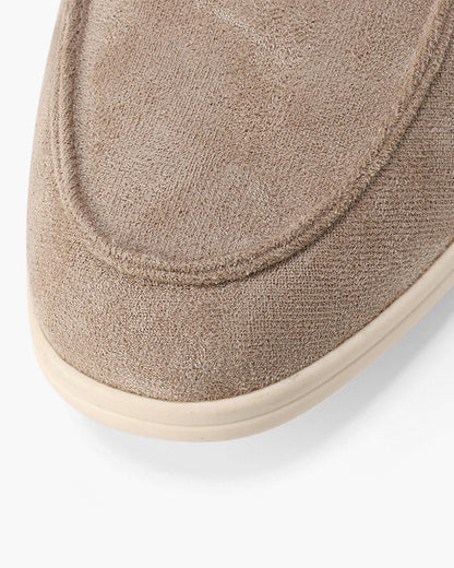 AVASÉ Suede Loafers