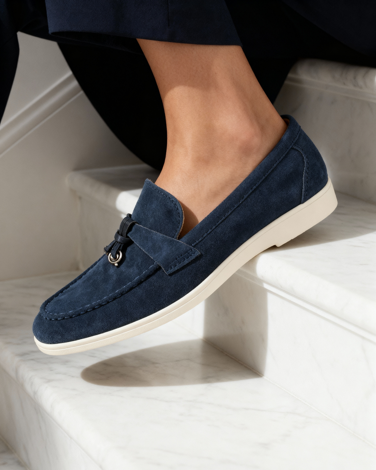 AVASÉ Suede Lady Loafers