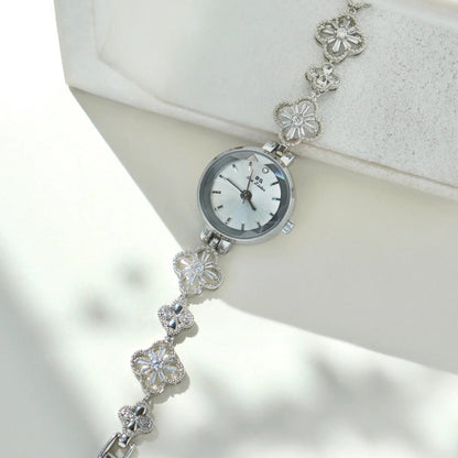 AVASÉ Clovera Watch