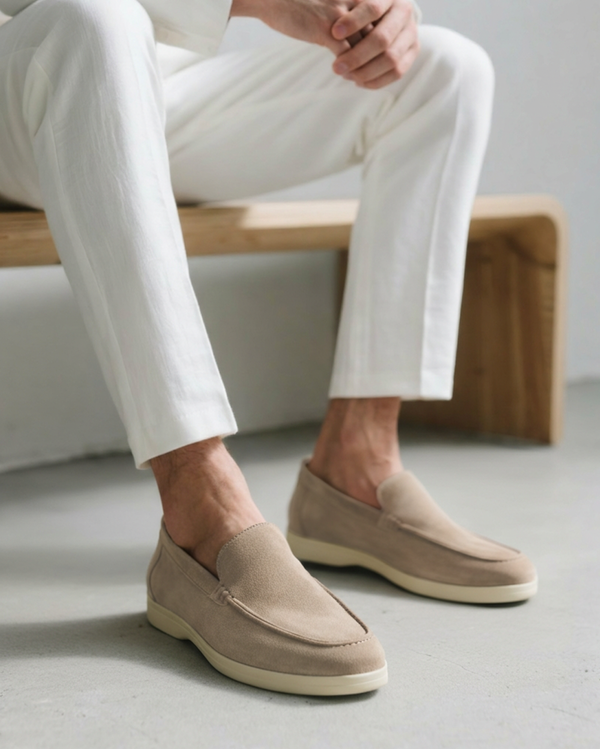 AVASÉ Suede Loafers