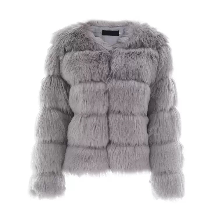 AVASÉ - Aurelia Faux fur Jacket