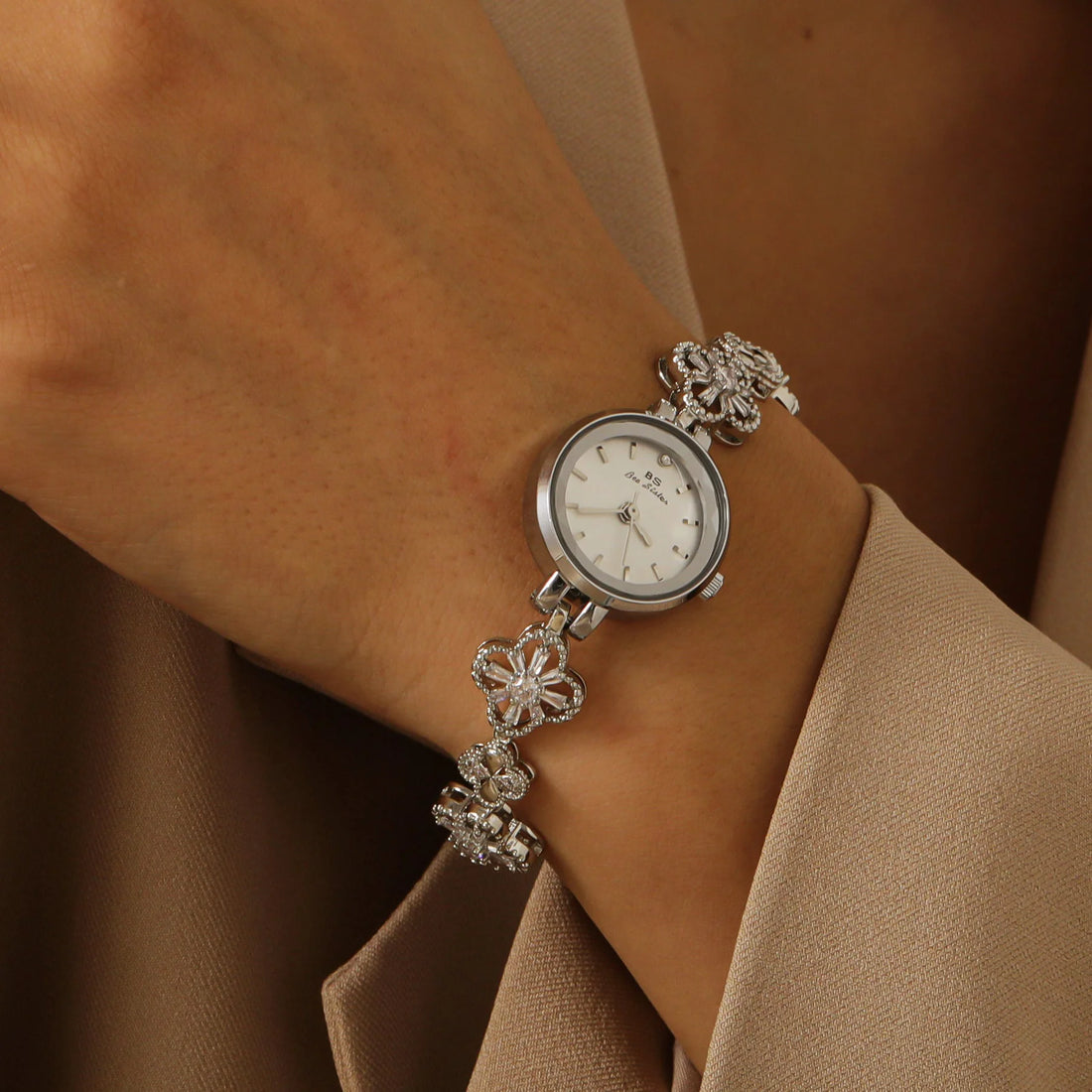 AVASÉ Clovera Watch