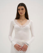 AVASÉ - Amélie Lace Top