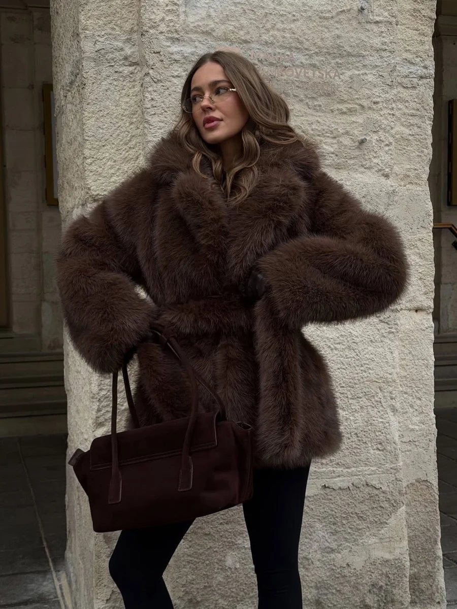 AVASÉ - Éliane Faux Fur Coat